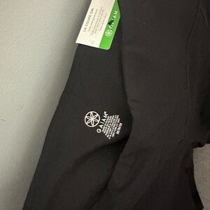 NWT high-waisted Gaiam Om yoga hatha capri